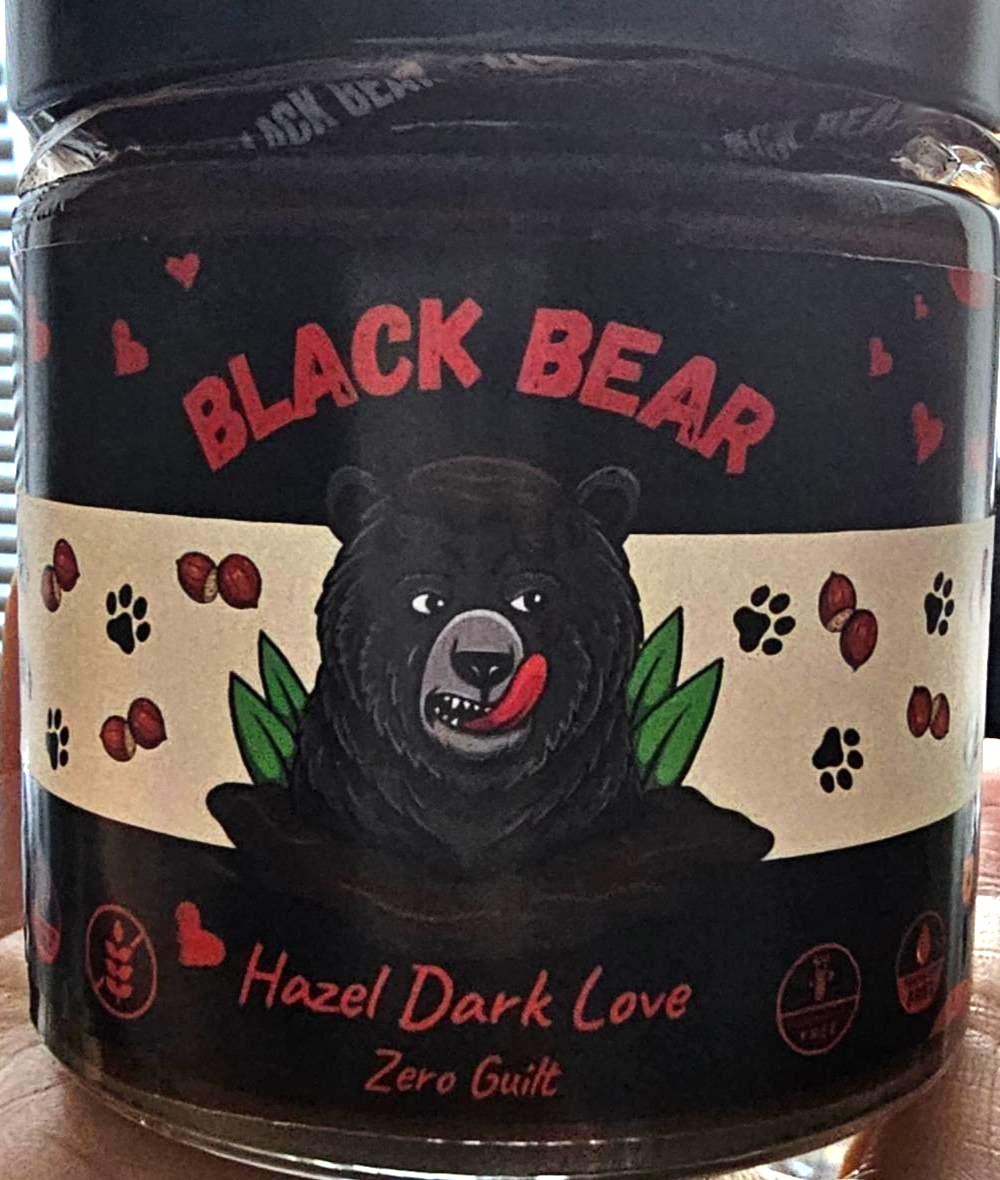 Fotografie - Hazel dark love zero guilt Black Bear