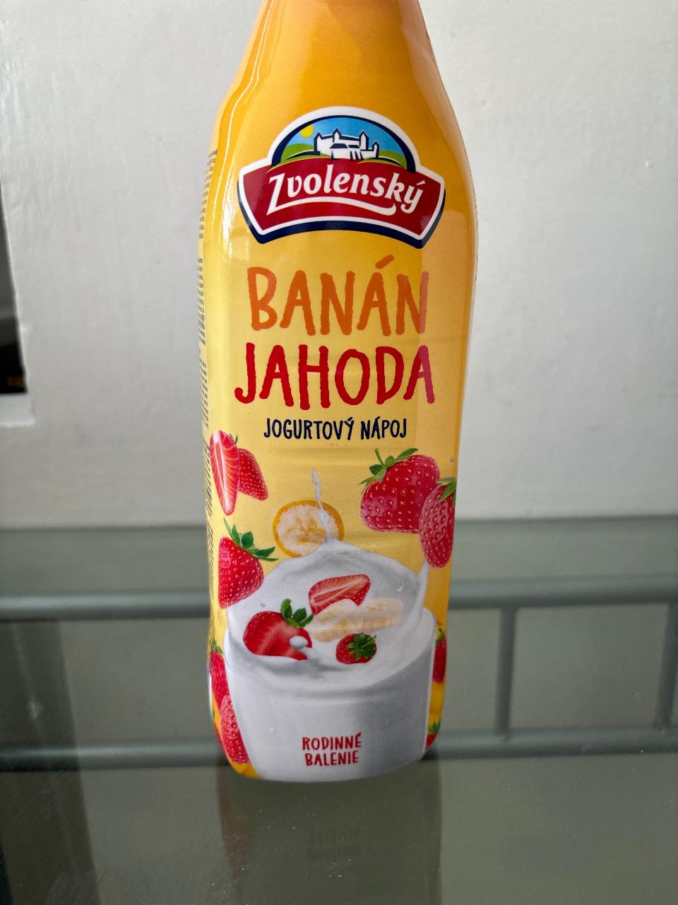 Fotografie - Jogurtový nápoj Banán Jahoda Zvolenský