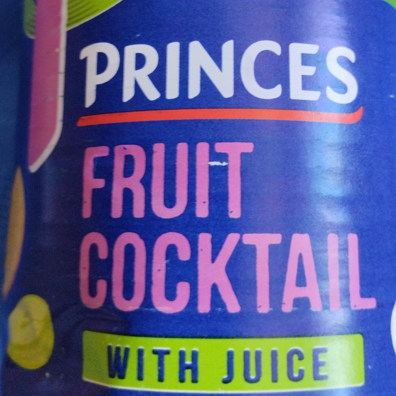 Fotografie - Fruit cocktail with juice Princes