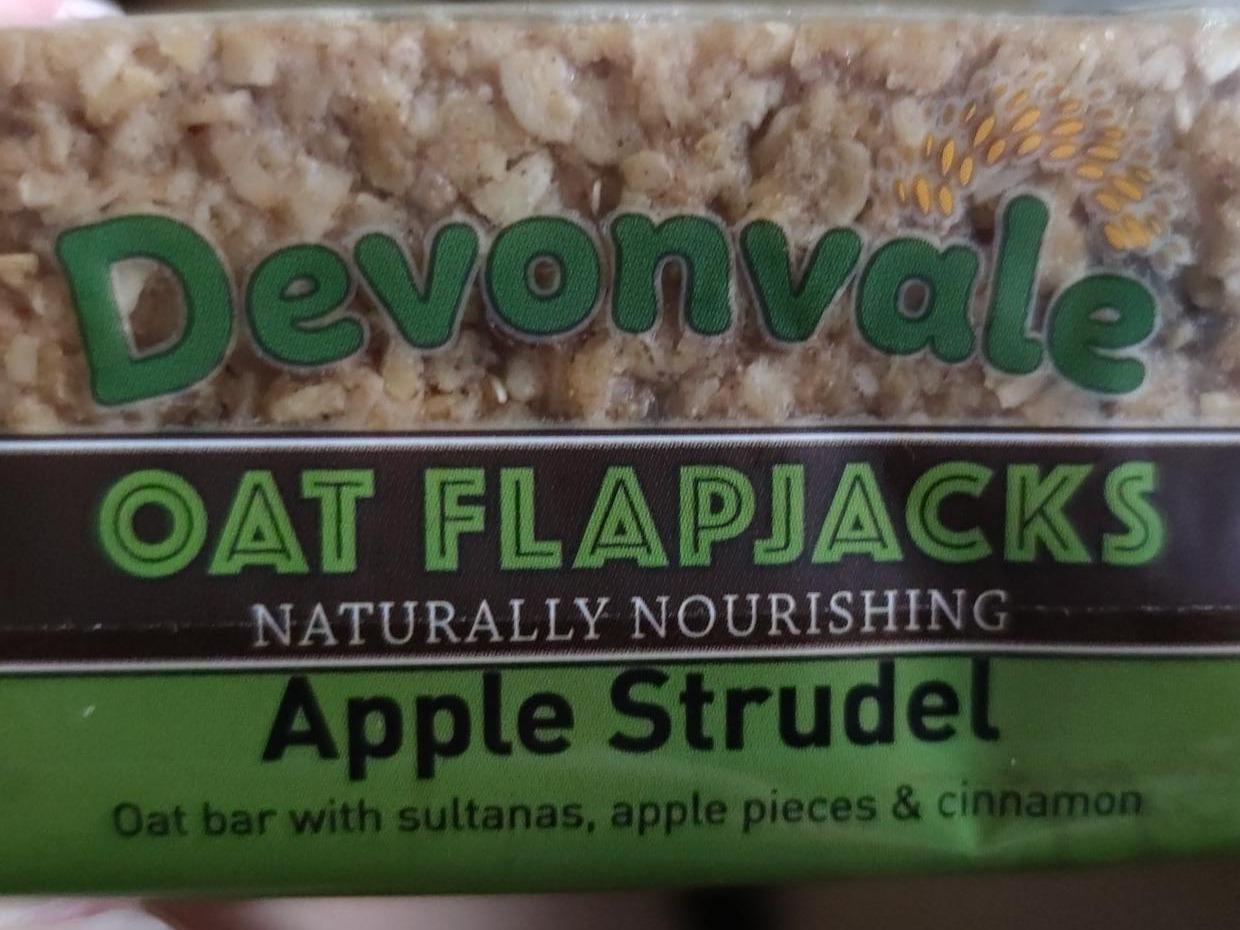 Fotografie - Oat flapjacks apple strudel Devonvale