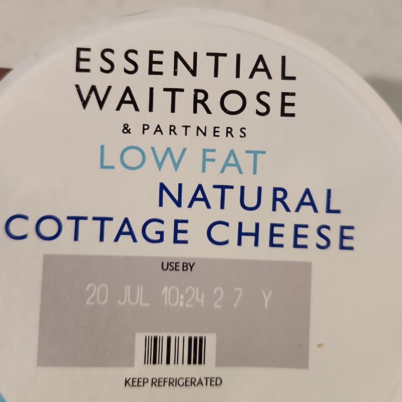 Fotografie - Low fat natural cottage cheese Essential Waitrose