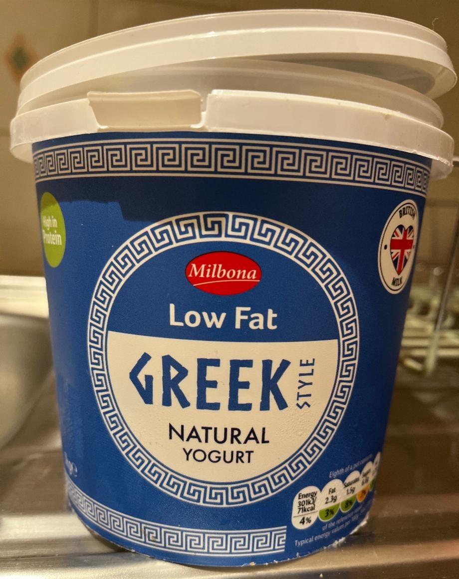 Fotografie - Low fat greek style natural yogurt Milbona