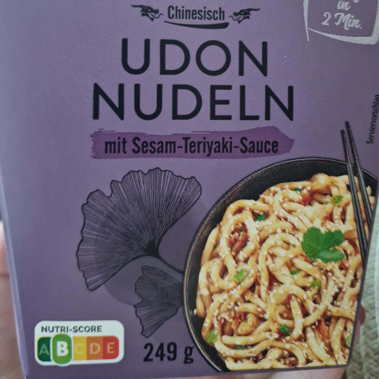 Fotografie - Udon nudeln mit sesam-teriyaki-sauce Asia Green Garden