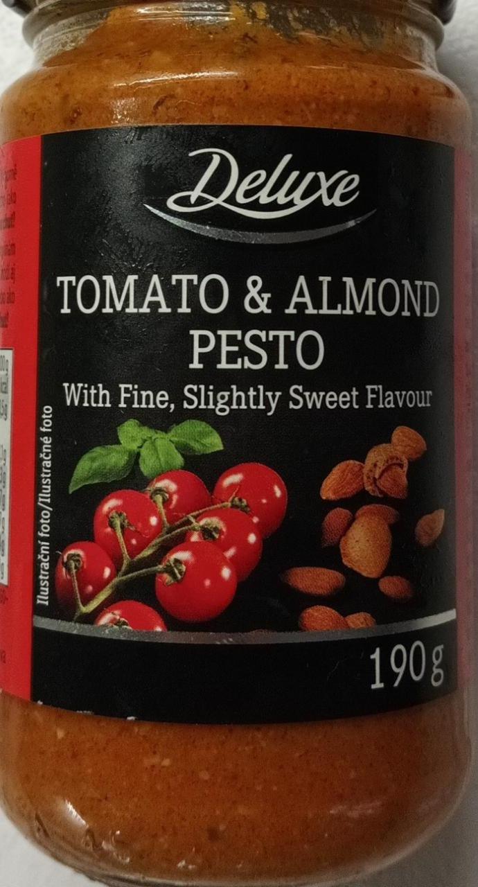 Fotografie - Tomato & almond pesto with fine, slightly sweet flavour Deluxe