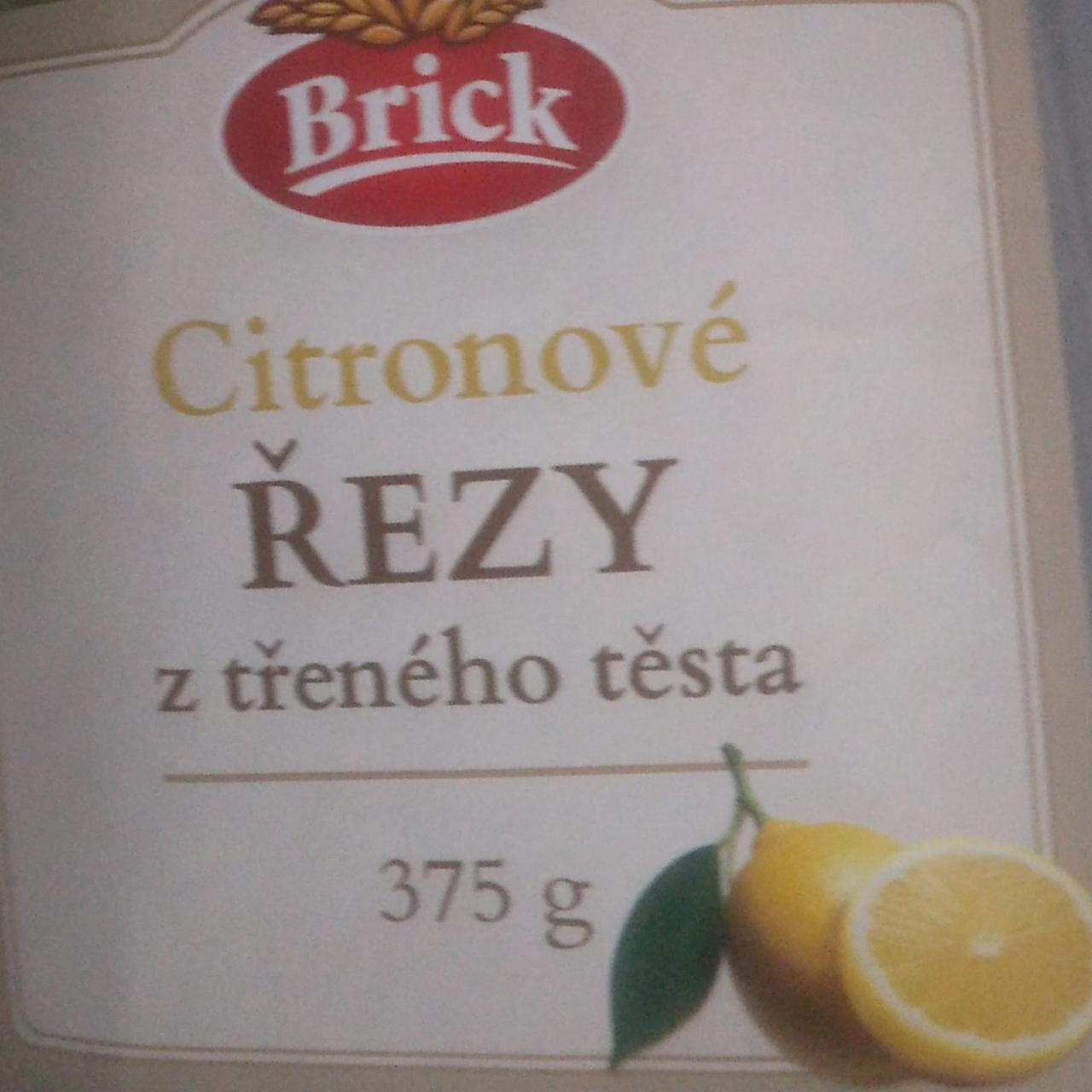 Fotografie - Citronové řezy z třeného těsta Brick