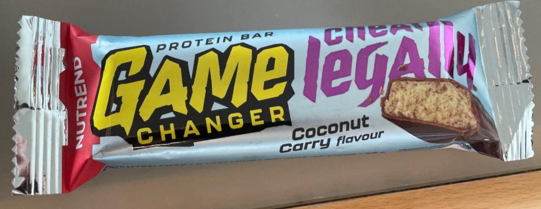 Fotografie - Game changer protein bar coconut carry flavour Nutrend