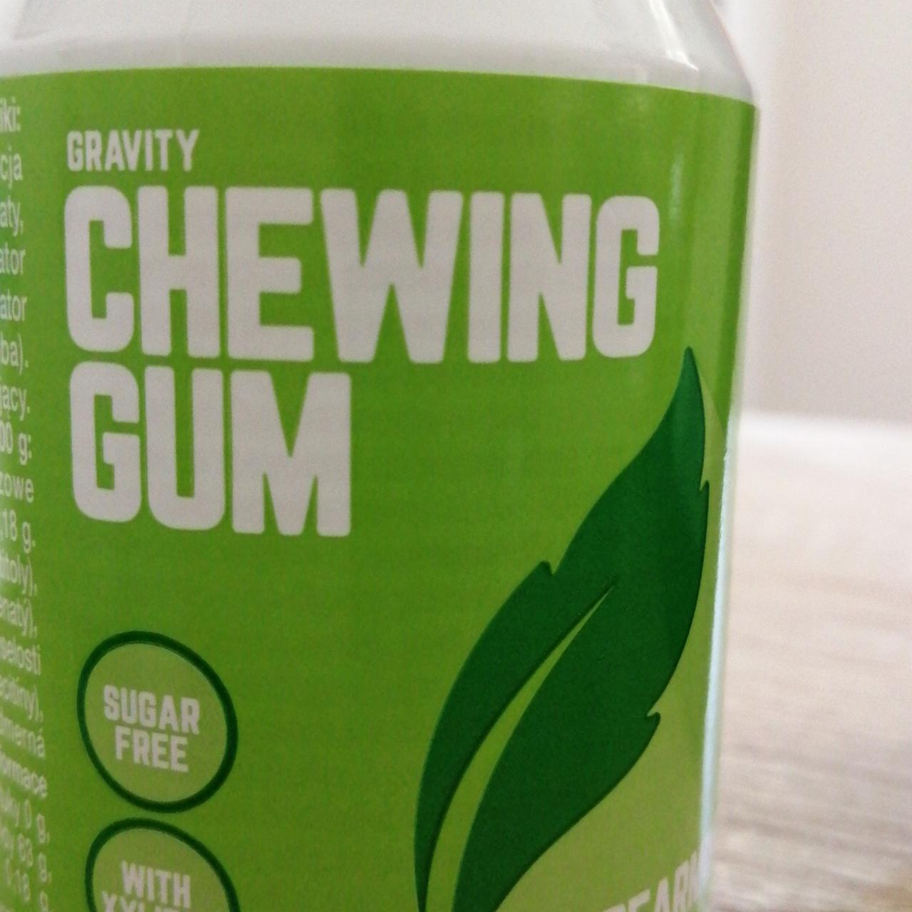 Fotografie - Chewing gum spearmint Gravity