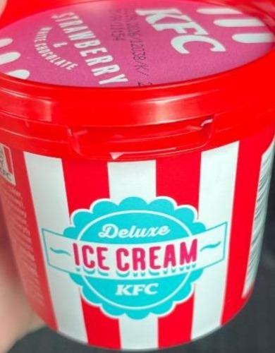 Fotografie - Deluxe ice cream strawberry & white chocolate KFC