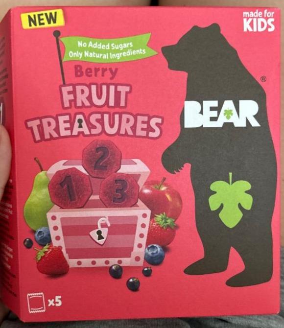 Fotografie - Berry fruit treasures Bear