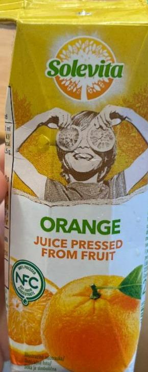 Fotografie - Orange juice from fruit Solevita