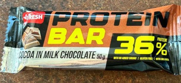 Fotografie - Protein bar cocoa in milk chocolate Fresh