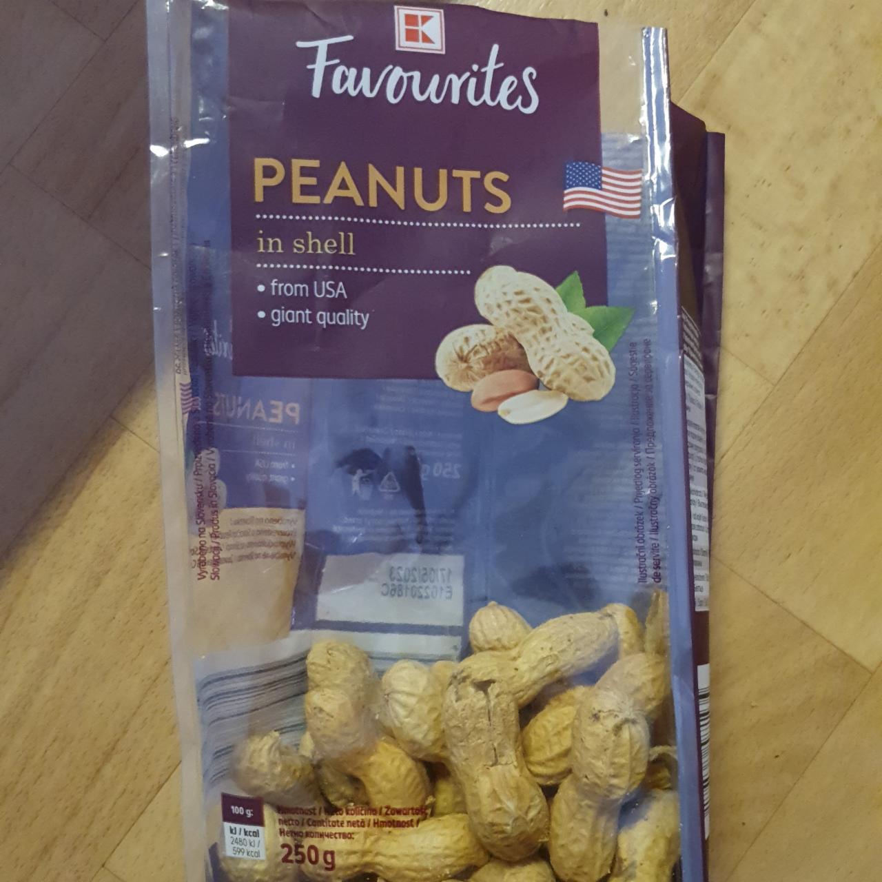 Fotografie - Peanuts in shell K-Favourites