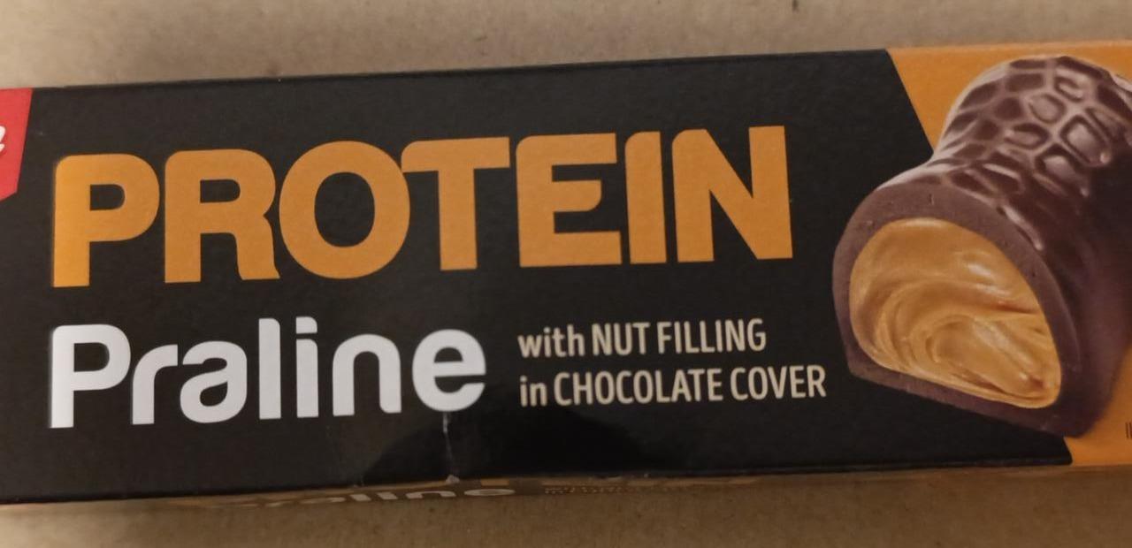 Fotografie - Protein praline with nut filling in chocolate cover Bergen