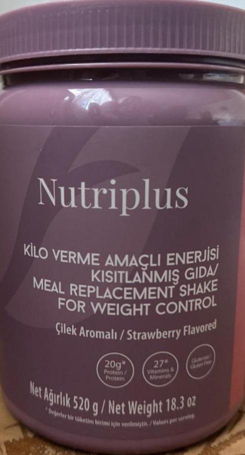 Fotografie - Meal replacement shake protein strawberry flavored Nutriplus