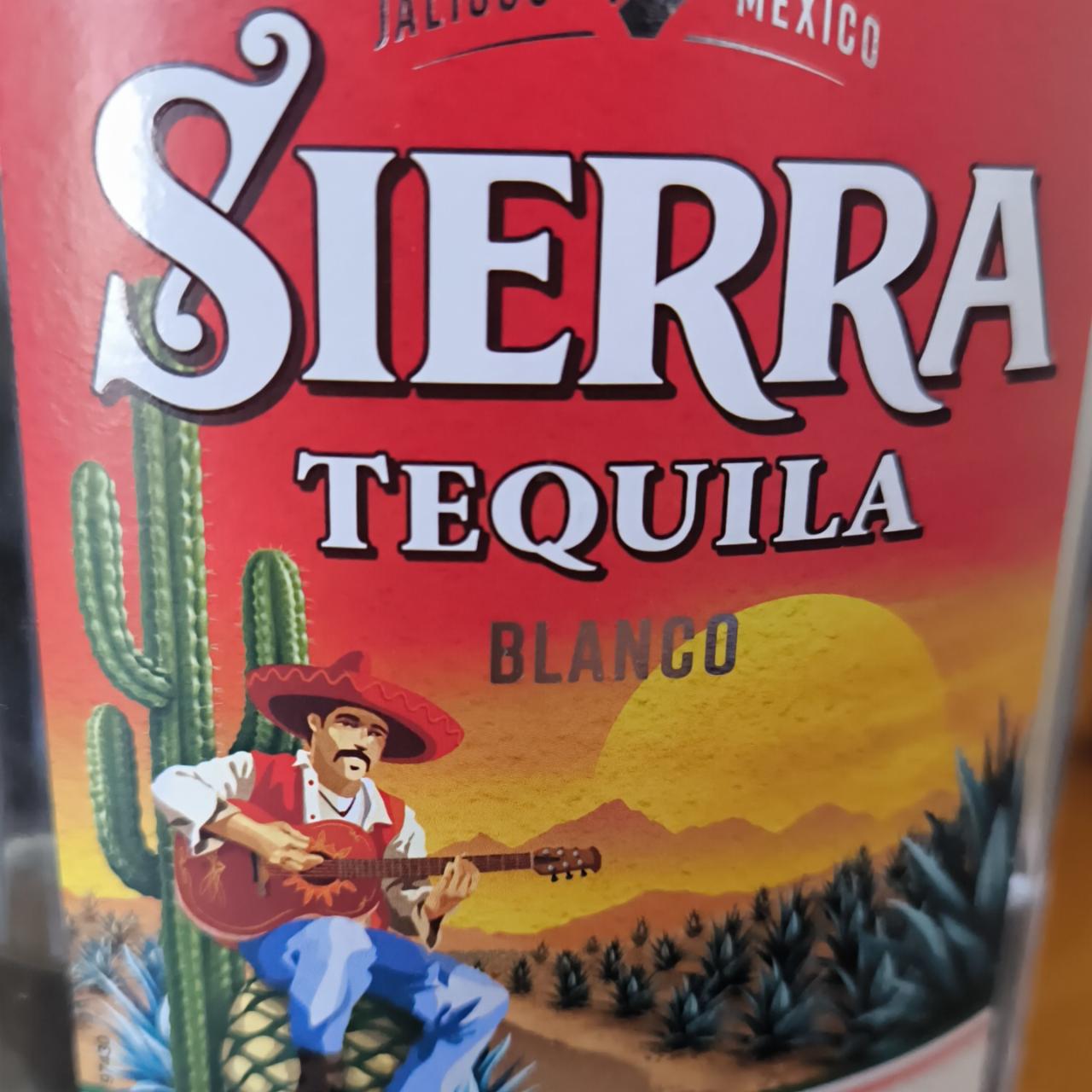 Fotografie - Tequila blanco Sierra