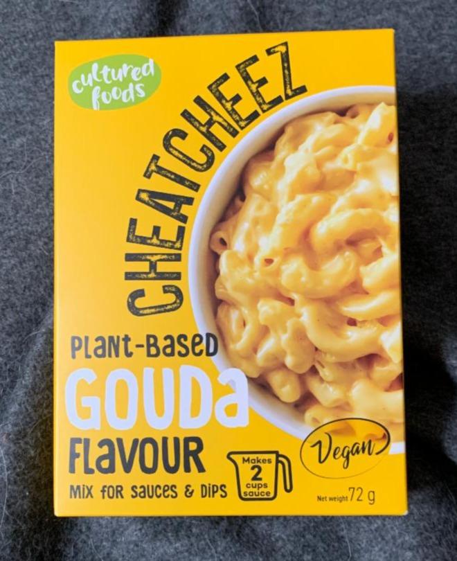 Fotografie - Cheatcheez plant-based gouda flavour Cultured Foods