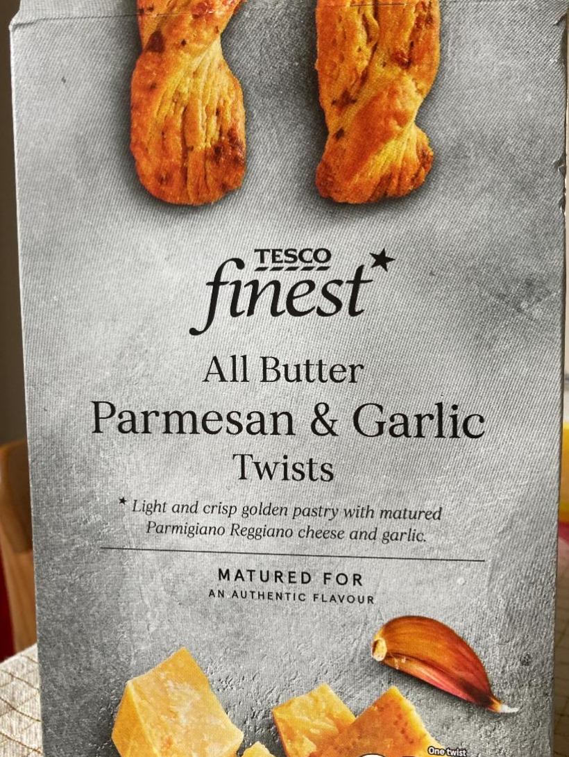 Fotografie - All butter parmesan & garlic twists Tesco finest