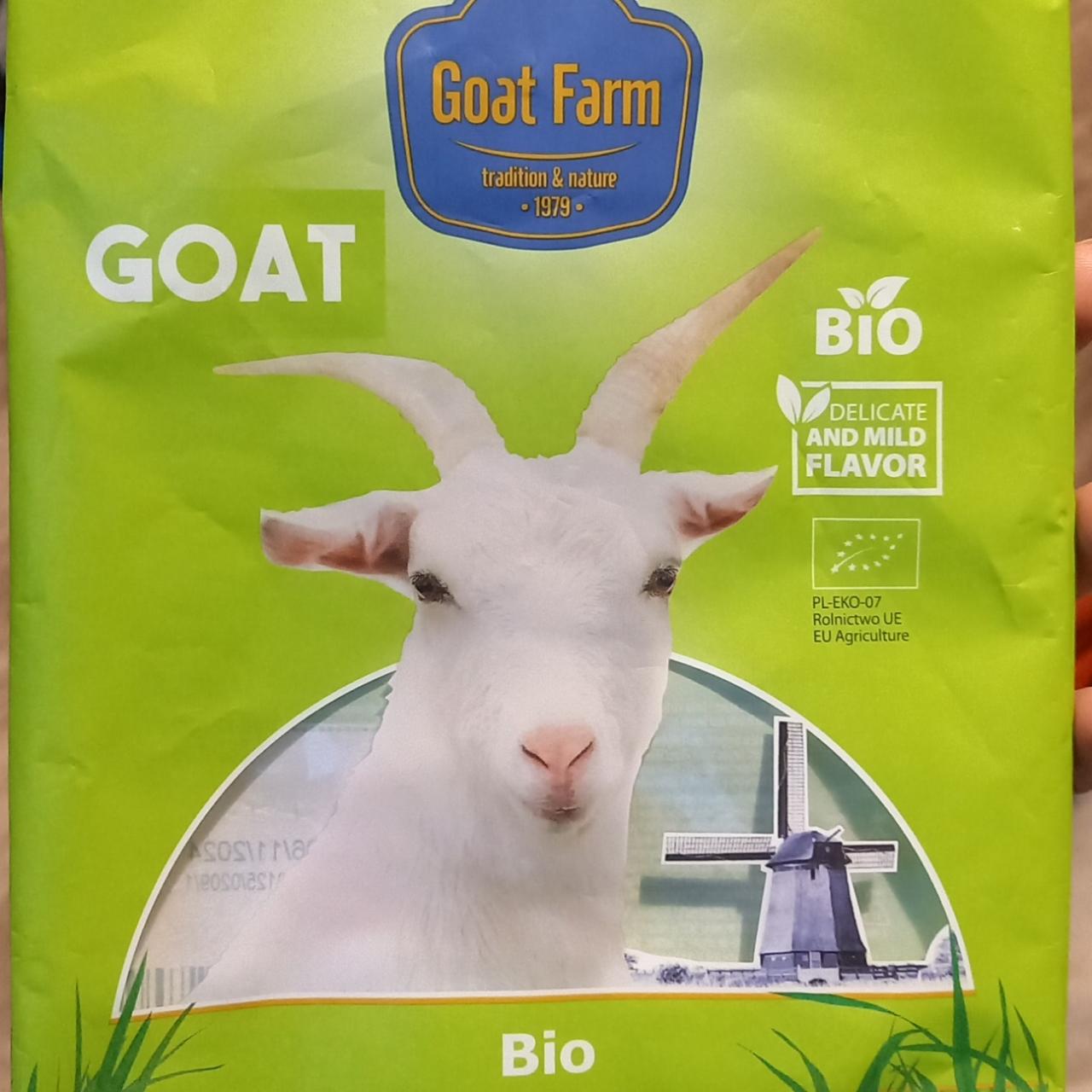 Fotografie - Bio goat cheese Goat Farm