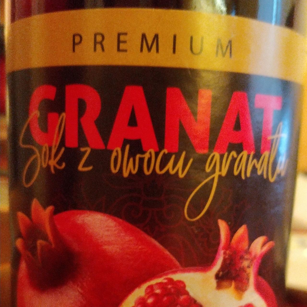 Fotografie - Granat sok z owocu granatu Premium