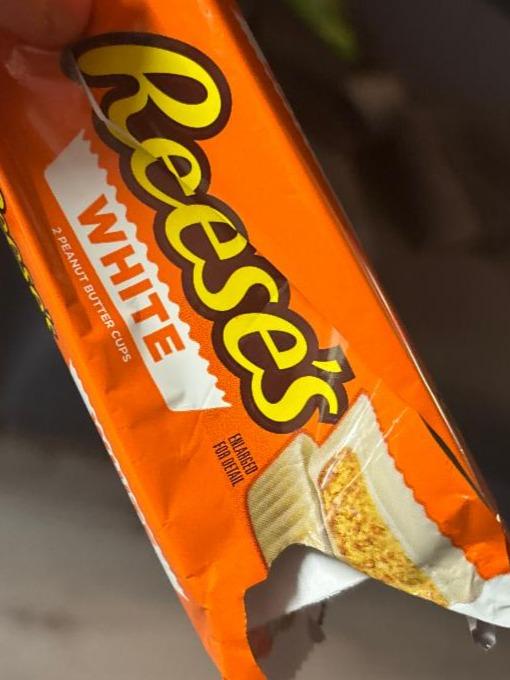 Fotografie - White 2peanut butter cups Reese's