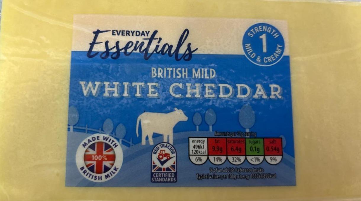 Fotografie - British mild white cheddar Everyday Essentials