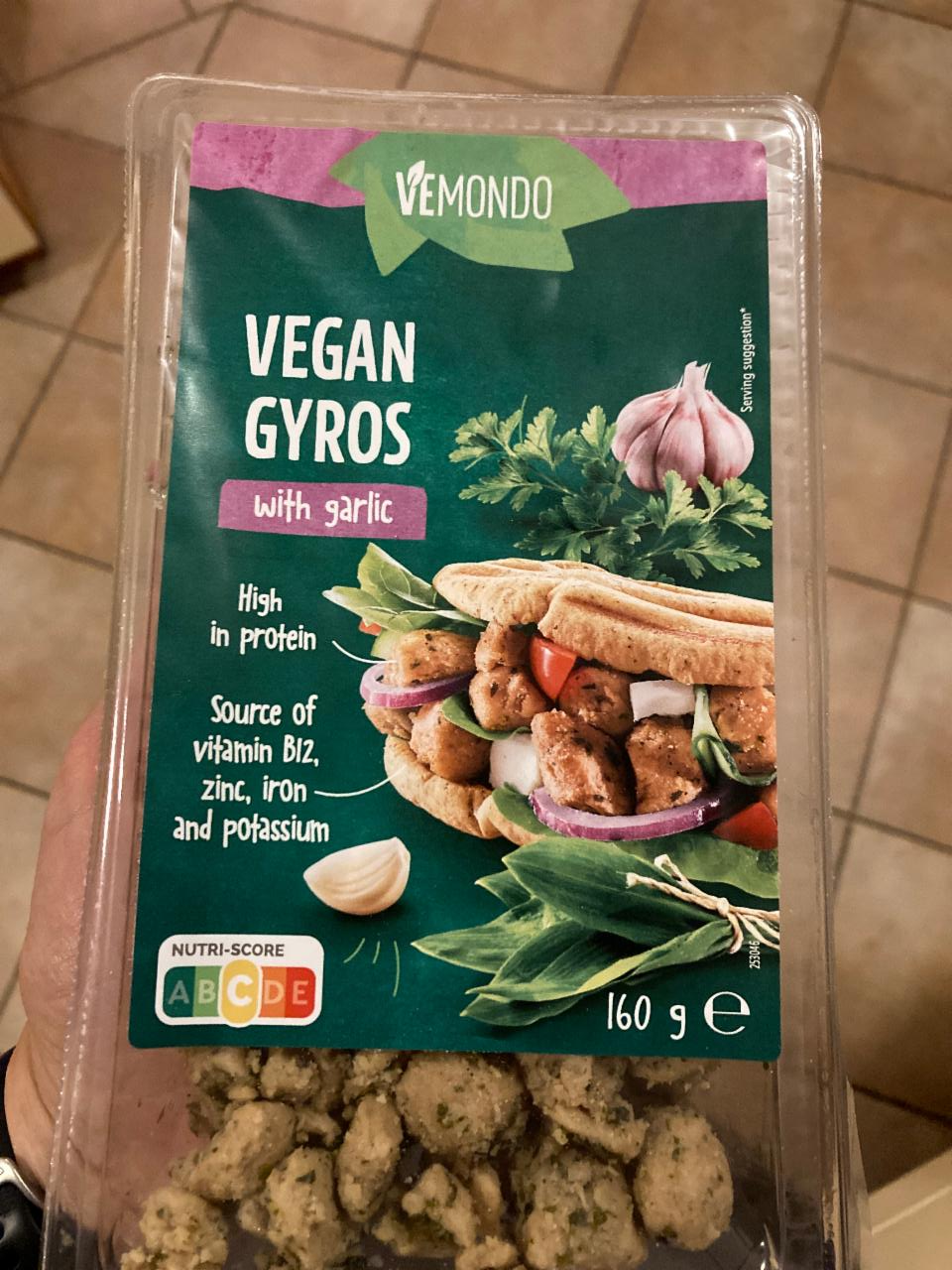 Vegan Gyros with garlic Vemondo - kalorie, kJ a nutriční hodnoty