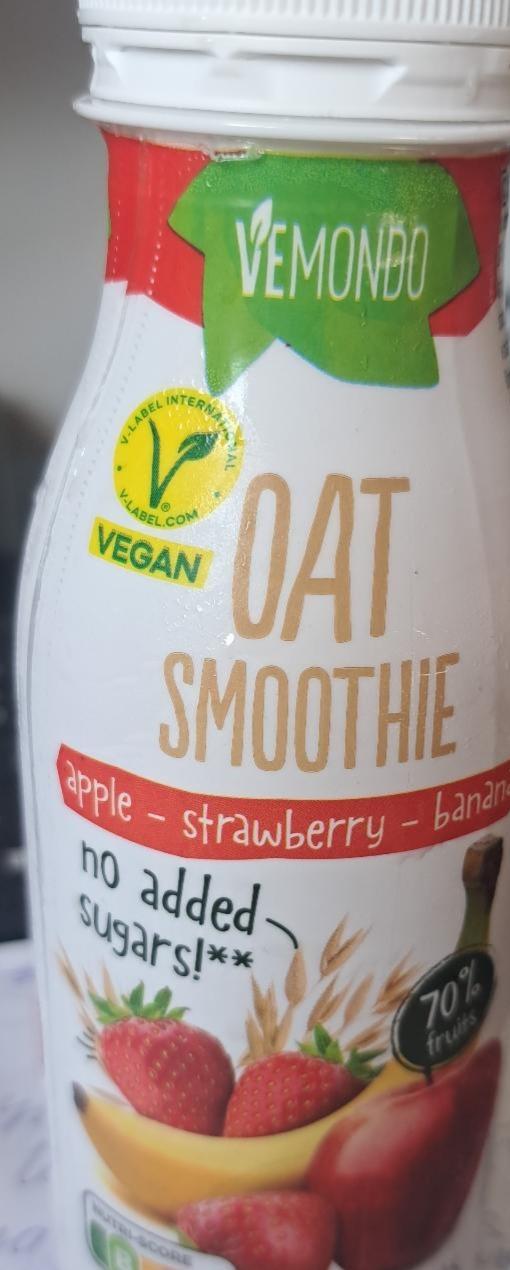 Fotografie - Oat smoothie apple strawberry banana Vemondo